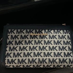 Michael Kors wristlet